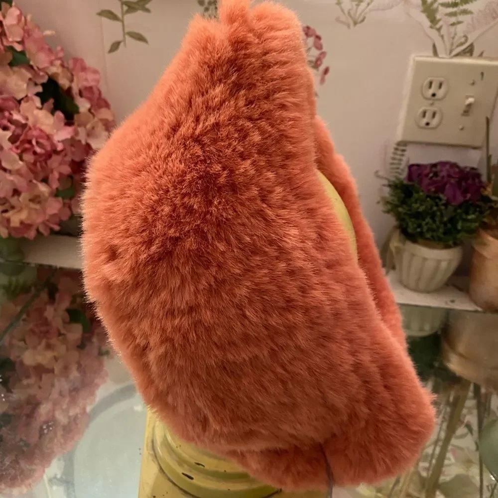 A new day faux fur hat /collar -OSFM orange NWT